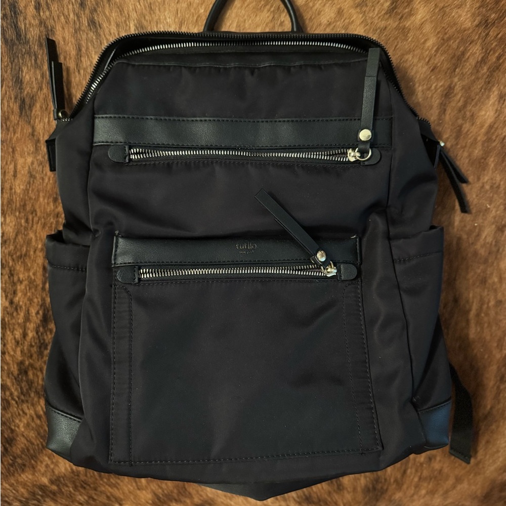 Black Backpack with Modern Design and Durable Construction